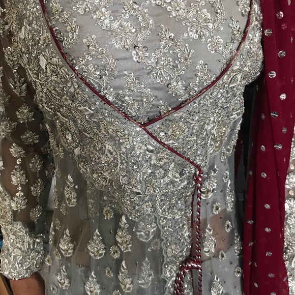 Zainab Chottani brand new Silver Gray Bridal - Picture 5 of 8